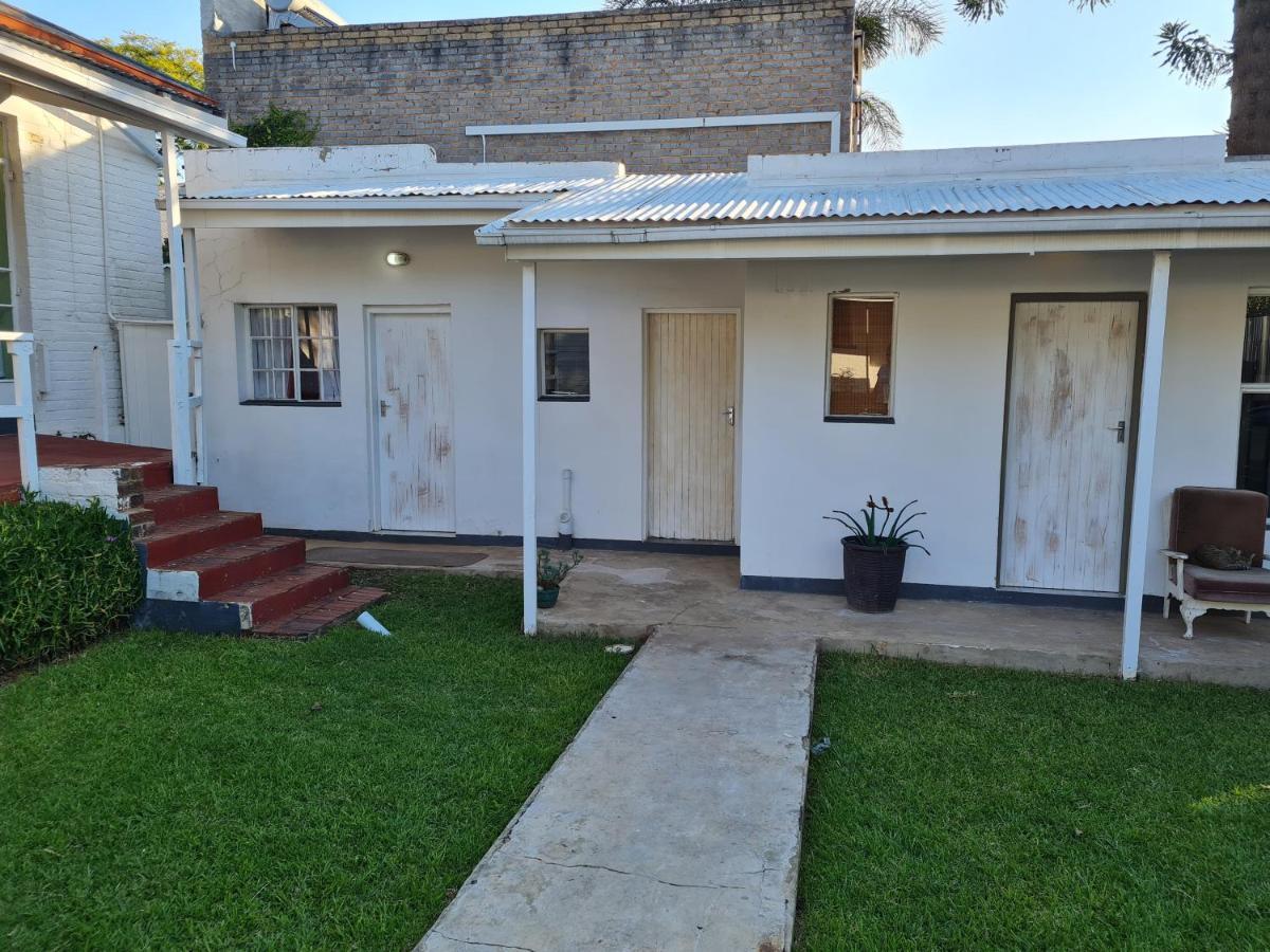 Melville House Johannesburg Buitenkant foto