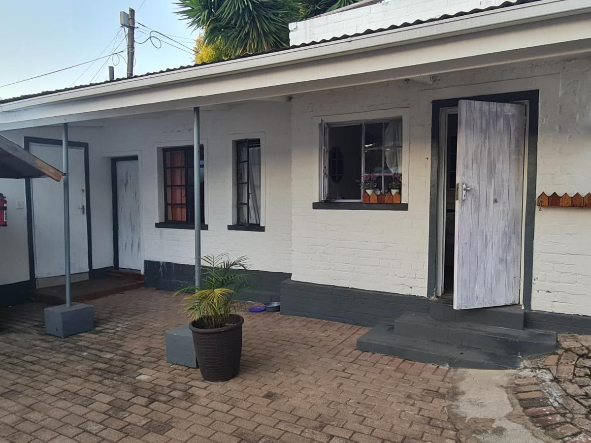 Melville House Johannesburg Buitenkant foto